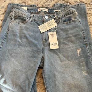 BRAND NEW GUESS Jeans- 1981 Ankle Straight Jeans originally $98.00